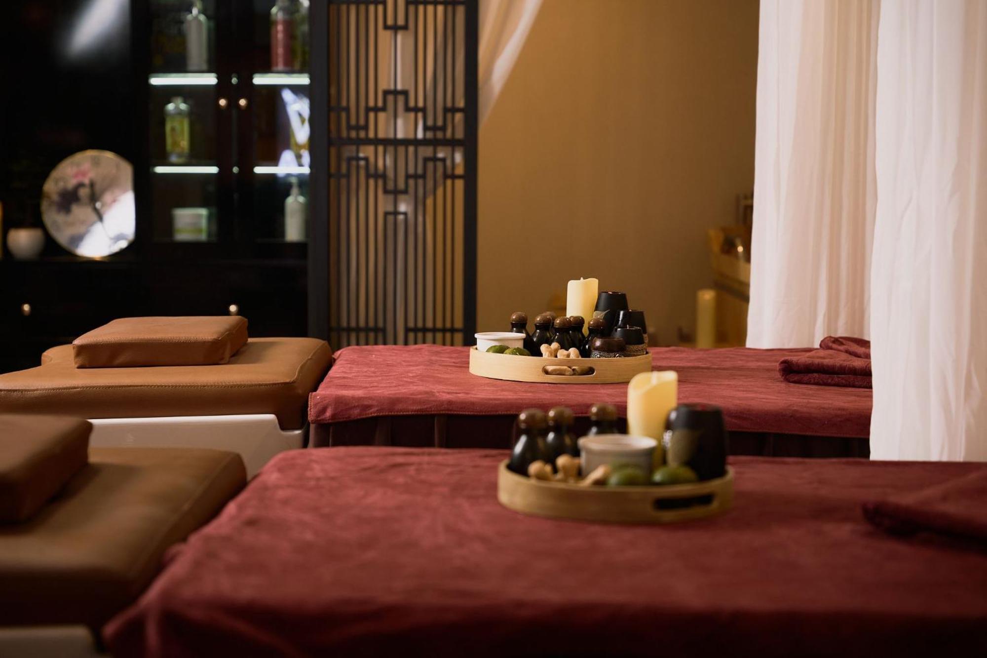 Amara Hanoi Hotel And Spa Exterior photo